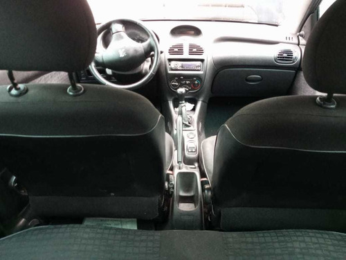 Peugeot 206 2002 1.0 16v Selection 3p