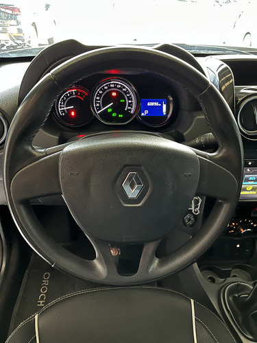 Renault Duster Oroch 2.0 Intens