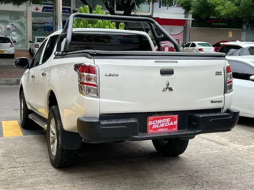 Mitsubishi L200 2.5l