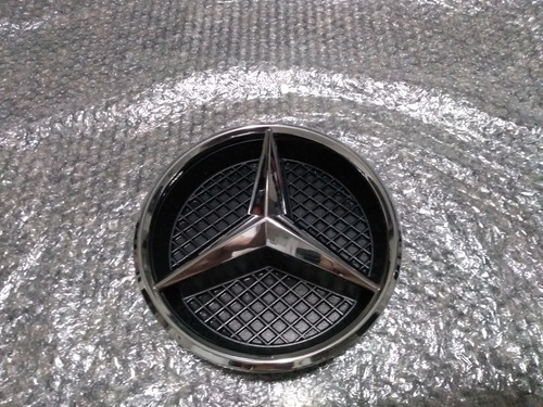 Emblema Grade Mercedes A 200 2013 Em Diante Original (Usado)