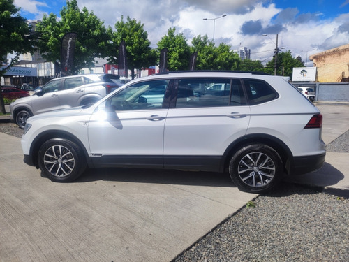 Volkswagen Tiguan TSI MT 1.4