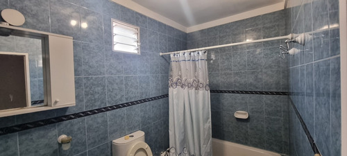 En Venta En Altos De Podesta Barrio Cerrado De 5 Ambientes 2 Baños Garage Dos Autos Fondo. Venta Inmediata F: 9511