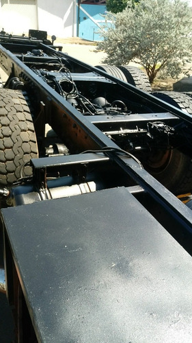 Imagem 4 de 15 de Mercedes L 2325