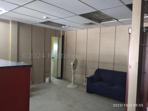 Alquiler Local Casa Comercial, El Paraiso Caracas, Mls 24-21435