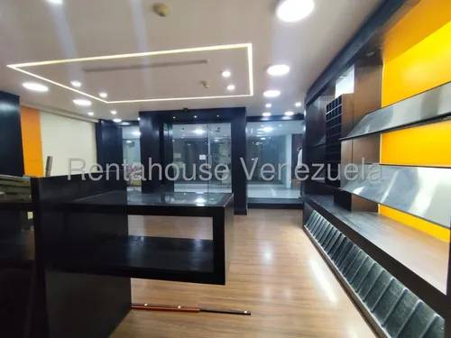 Dg Alquila Amplio Local U Oficina De 102 M2 En Cc Lago Mall Nivel Cine Maracaibo