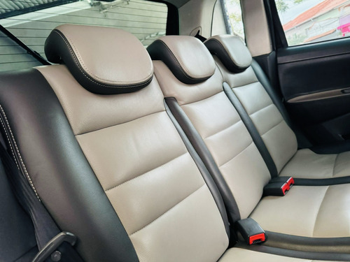 Fiat Idea 1.8 MPI ADVENTURE 8V FLEX 4P MANUAL