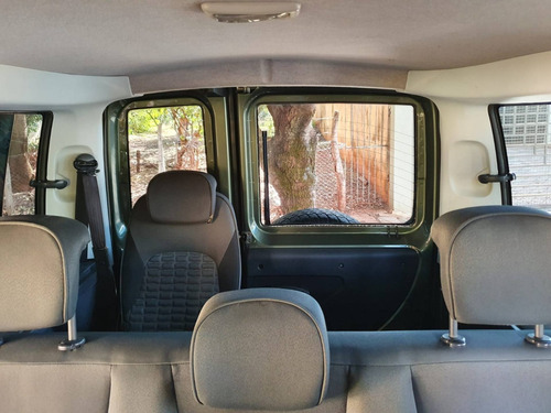 Imagem 8 de 8 de Fiat Doblò 1.8 Mpi Adventure 16v Flex 4p Manual