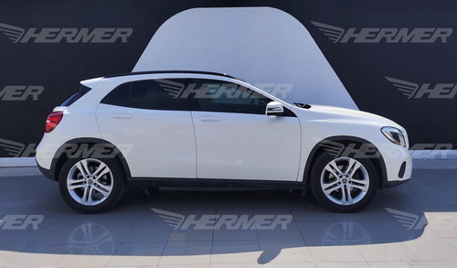 Mercedes-Benz Clase GLA 1.6 200 Cgi At