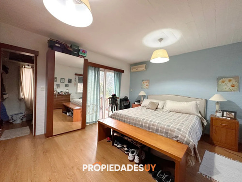 Casa En Venta Playa Mansa - 4 Dormitorios Parada 19.
