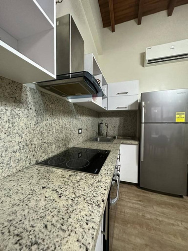 Alquiler Apartamento En Pueblo Nuevo Jc 