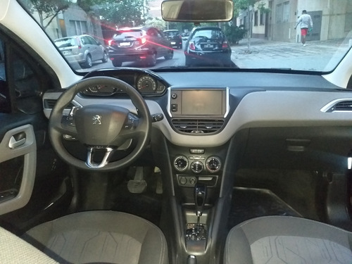 Peugeot 208 1.6 Allure Tiptronic