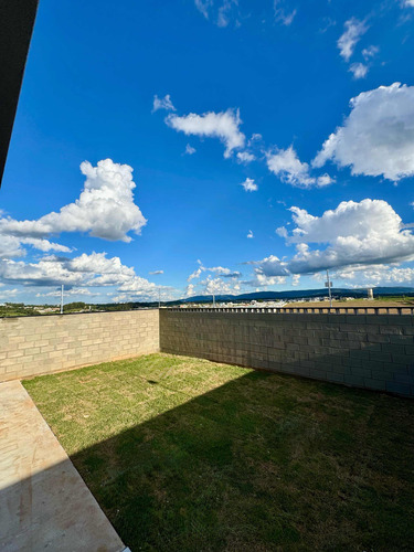 Linda Casa Térrea Com 3 Dormitórios