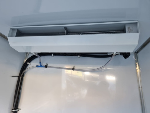 Imagem 8 de 10 de Fiat Fiorino Furgão 1.4 Flex (refrigerada) 2018
