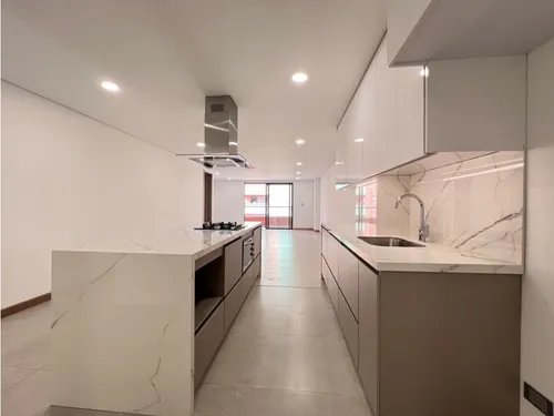 | V E N T A | Apartamento Para Estrenar En Laureles. Súper Ubicación