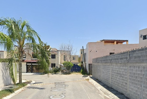 Casa En Apodaca, Nuevo Leon, Fraccionamiento Los 3 Nogales. Oportunidad De Remate