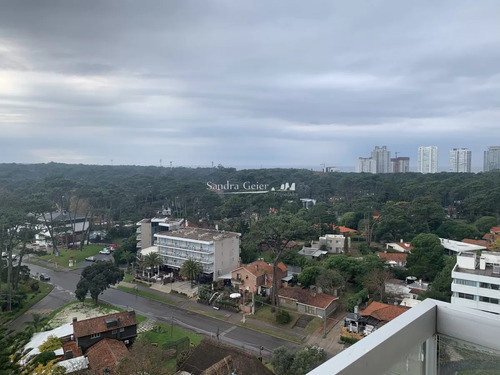 Av Roosvelt Y Pedragosa Sierra Piso Alto Reciclado