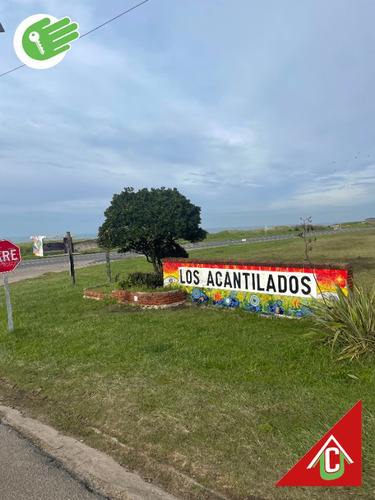 Imagen 2 de 14 de Acantilados, A 2 Cuadras Asfalto, 4 Del Golf