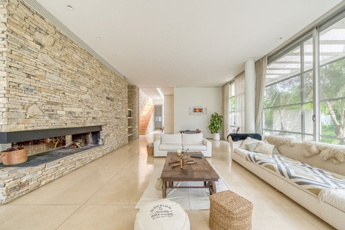 Venta Casa Santa Catalina Lote Doble Al Río Tigre