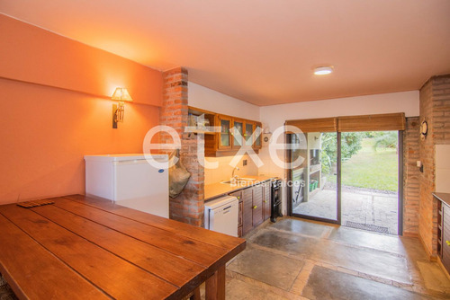 Casa En Venta Sobre La Playa Faro La Paloma (ref: Jpd-1384)