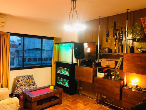 Imagen 3 de 10 de Venta Depto. 3 Ambientes En Caballito - Impecable!