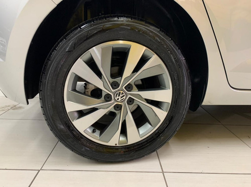 Imagem 3 de 9 de Volkswagen Polo Highline 200 Tsi 2018