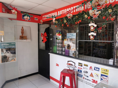 Arrienda Local Comercial Esquina El Salto Victor Cuccuini
