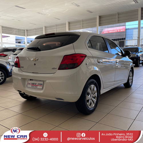Chevrolet Onix HATCH JOY 1.0 8V FLEX 5P MEC.