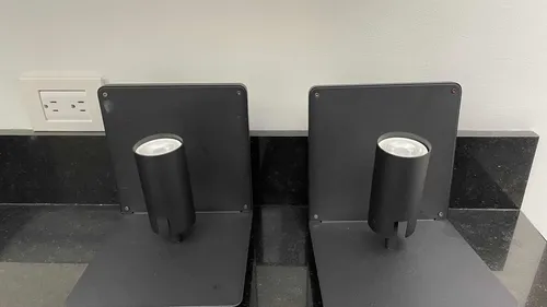 2 Lámparas Para Cama Con Cargador Inalámbrico Para Celular (Usado)