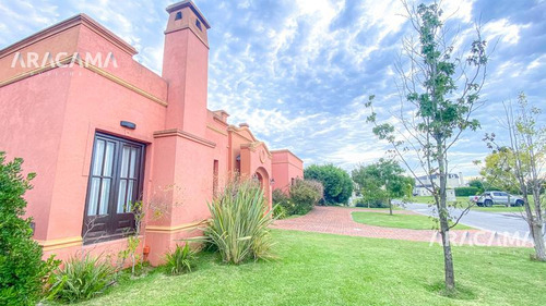 Imagen 4 de 30 de Casa En Venta En San Eliseo Golf Country - San Vicente