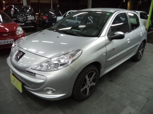 Peugeot 207 Quiksilver 1.6 16v Flex 5p Completo 2012 Prata