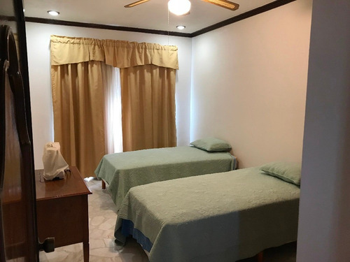 Imagen 11 de 30 de Hermosa Casa Con Excelente Ubicacion Y Acabados De Lujo