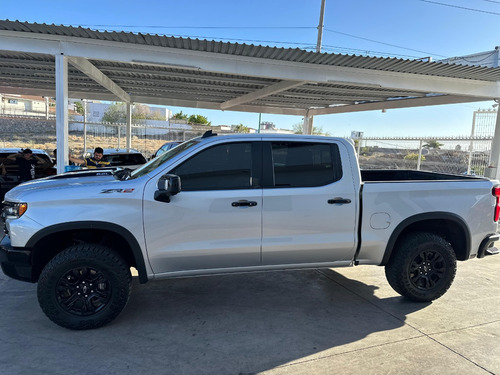 Chevrolet Cheyenne 6.2 Doble Cab Zr2 4X4 At