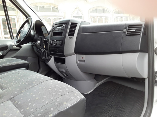 Imagen 7 de 10 de Mercedes Benz Sprinter 2.1 415 2013 Combi 3665 150 Cv 15+1