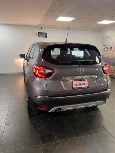 Imagen 12 de 15 de Renault Captur Iconic Ta 2021