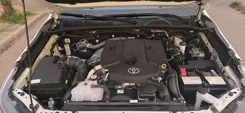 Toyota Hilux Pick-up 2.8 Cd Srv 177cv 4x4