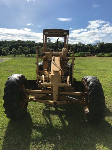 Imagem 3 de 8 de 1980 Caterpillar 120b