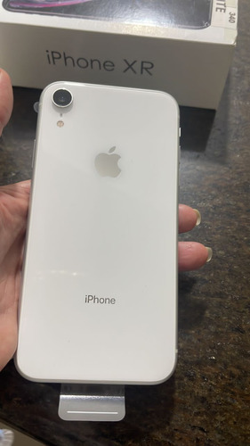 Celular iPhone XR Color Blanco 64gb/ 3gb