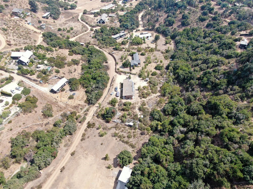 Casa En Arriendo De 2 Dorm. En Zapallar