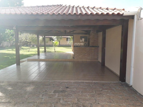 Chácara Para Venda Em Indaiatuba, Colinas De Indaiatuba, 2 Dormitórios, 4 Banheiros, 2 Vagas - _1-1820309