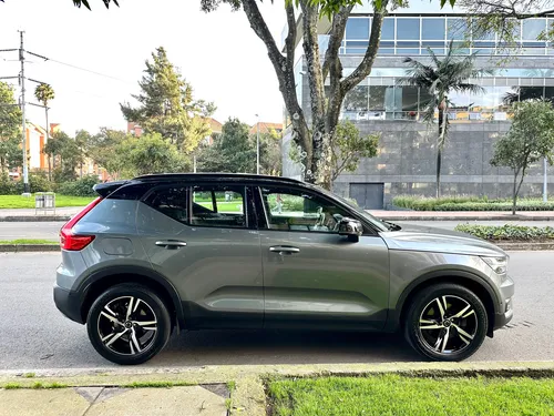 Volvo XC40 2.0 T5 Awd R-design