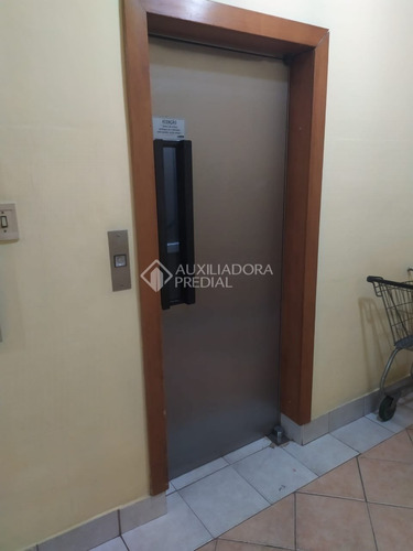 Imagem 15 de 15 de Apartamento - Sao Joao - Ref: 103785 - V-103785
