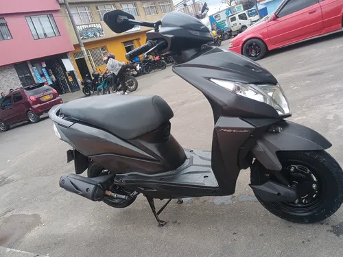 Honda Dio Dlx