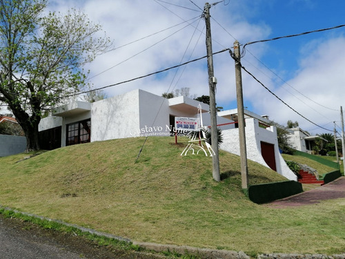 Propiedad A Los Pies Del Cerro San Antonio- Ref: 3428