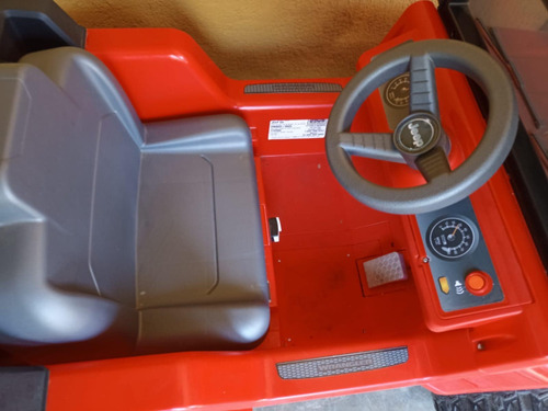 Fisher Price: Power Wheels 6v Jeep Wrangler Color Rojo (Usado)