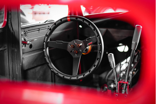 Imagen 2 de 4 de Volante Deportivo Collino Veloce 402 Aro Aluminio Perforado