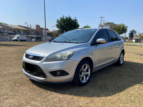 Ford Focus Focus Hatch Titanium 2.0 16V (Aut)