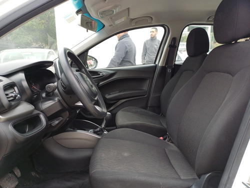 Fiat Cronos CRONOS DRIVE 1.8 AT