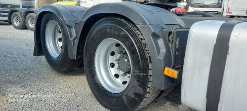 Imagem 8 de 14 de Volvo Fh460 6x4 2015/2016