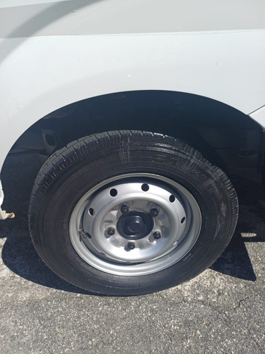 Kia Bongo 2.5 Luxo 4x2 Rs Turbo C/ Carroceria 2p