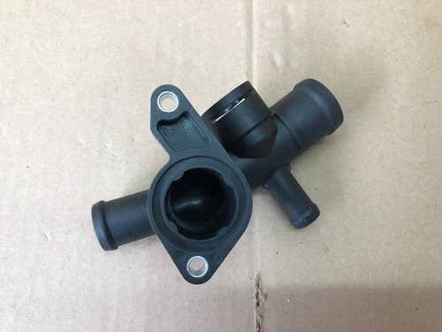 Toma Agua P/sensor Jetta A4 99-07 Beetle 06a121133ag P2
